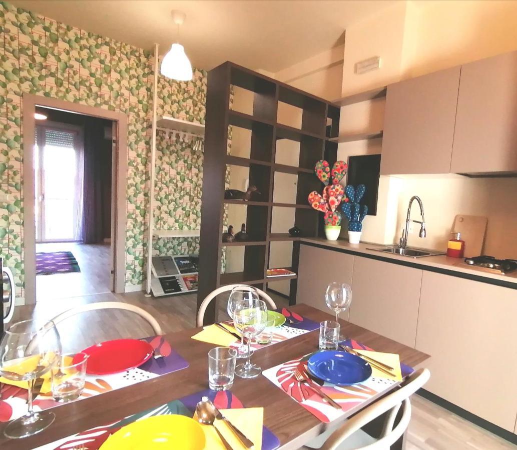 Inner City De Luxe Apartment Catania Exterior photo